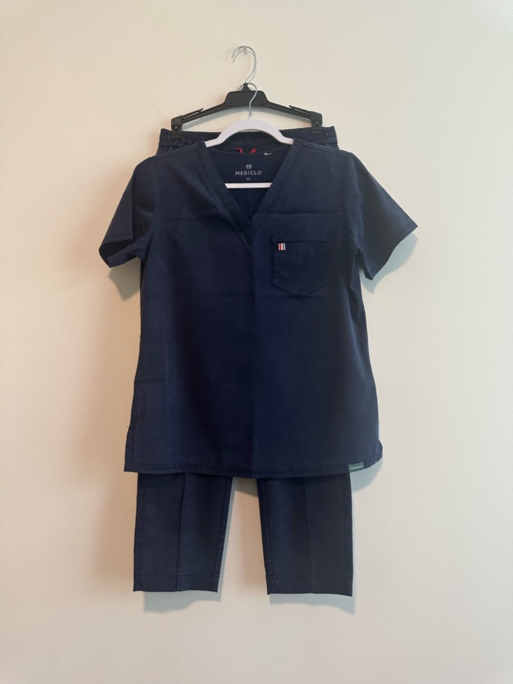 Mediclo Navy Scrub Tencel Top and Pants Set
